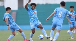 Tuyển Việt Nam cần quyền tự quyết