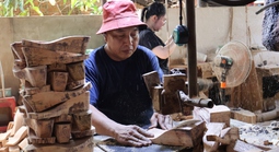 “Xóm guốc” hơn 100 năm giữa lòng đô thị