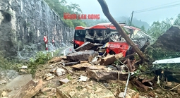 Vụ sạt lở đèo làm 6 người chết, 19 người bị thương: Thủ tướng chỉ đạo khẩn trương cứu hộ, cứu nạn