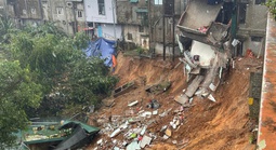 Khe Sanh xuất hiện điểm sạt lở đặc biệt nguy hiểm, sơ tán khẩn cấp nhiều hộ dân