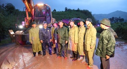 Phó Thủ tướng Hồ Quốc Dũng: Nỗ lực thông tuyến tạm đèo Khánh Lê trong 48 giờ tới