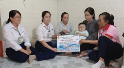 Nâng bước công nhân