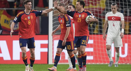 Hòa thót tim Thổ Nhĩ Kỳ, Tây Ban Nha lập kỷ lục và giành vé World Cup
