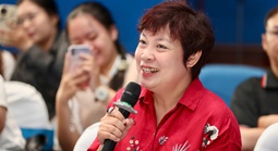 Đạo diễn Đặng Thái Huyền kể chuyện tâm linh khi quay "Mưa đỏ"