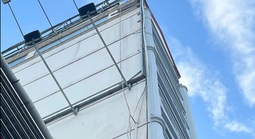 Thợ sơn rơi từ tầng cao xuống đất ở trung tâm TP HCM