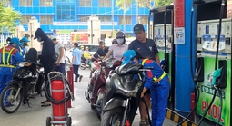 Lộ trình bắt buộc dùng xăng E10