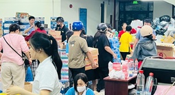 TP HCM khẩn trương phát động đợt tiếp nhận hỗ trợ đồng bào vùng bão lũ miền Trung