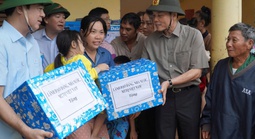 Cứu trợ khẩn cấp, không để ai đói, rét