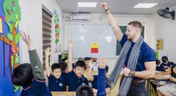 Chủ tịch UBND TPHCM chỉ đạo tăng cường quản lý lao động nước ngoài