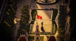 Ảnh đẹp trong tuần: Triệu trái tim dưới màu cờ đỏ thắm