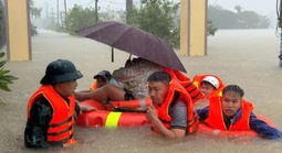 Miền Bắc đón thêm đợt không khí lạnh mạnh, miền Trung lại mưa lớn diện rộng