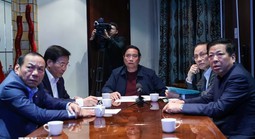 Thủ tướng: Dựng lại nhà cho người dân bị thiệt hại do lũ lụt trước Tết