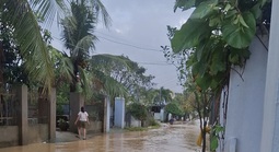 Mưa lớn trong đêm, nhiều khu vực phía Đông Gia Lai ngập trở lại