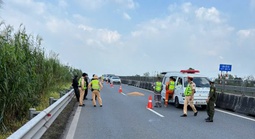 Phát hiện thi thể người nước ngoài trên tuyến cao tốc Trung Lương – Mỹ Thuận