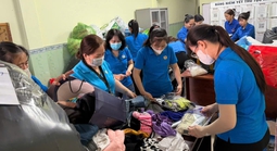 Đoàn viên, người lao động TP HCM hướng trái tim về đồng bào miền Trung