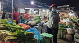 Ngày 25-11, tiểu thương chợ đầu mối Thủ Đức "thở phào"