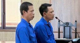 Tổ chức cho người khác xuất cảnh trái phép, 2 thuyền trưởng lĩnh án