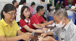 Lịch chi trả gộp 3 tháng lương hưu, trợ cấp cho 4 tỉnh miền Trung