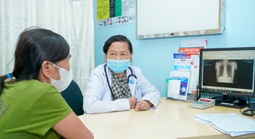 Trời trở lạnh, bác sĩ cảnh báo đổ bệnh về hô hấp