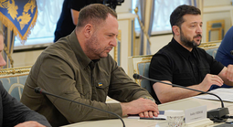 Chính trường Ukraine rúng động vì trợ lý thân cận của tổng thống bị khám nhà