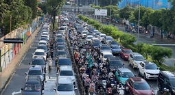 Xe ô tô phải kiểm định khí thải từ 1-3-2026, Hà Nội và TPHCM siết chặt hơn