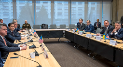 Những nỗ lực ngoại giao cho khủng hoảng Ukraine