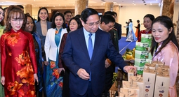 Thủ tướng: Phụ nữ Việt Nam "3 tiên phong", "5 làm chủ" trong khởi nghiệp sáng tạo