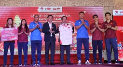 U22 Việt Nam, tuyển nữ Việt Nam tặng 100 triệu đồng cho người dân miền Trung bị lũ lụt