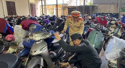 Phát hiện hơn 19.400 trường hợp học sinh vi phạm trong 1 ngày khi đi xe máy đến trường 