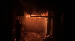 Chợ Bình Dương ở Gia Lai bất ngờ cháy lớn trong đêm, lửa khói cuồn cuộn 