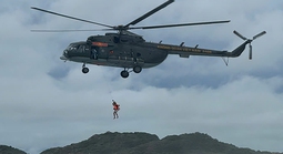 Cận cảnh diễn tập tìm kiếm, cứu nạn máy bay rơi trên vùng biển Gia Lai