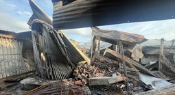 Hiện trường đổ nát ở chợ Bình Dương sau vụ cháy bất ngờ trong đêm