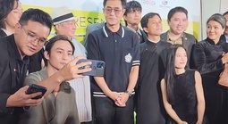 Mỹ nam "Mưa đỏ" phát sốt vì "Dương Quá" Cổ Thiên Lạc, Hồng Kim Bảo