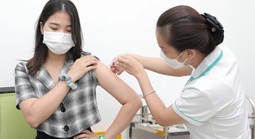 Ai sẽ được tiêm chủng miễn phí theo luật mới?