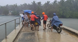 Siêu bão tấn công Philippines