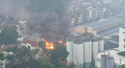 Cháy tại nhà máy Bia Hà Nội Habeco, khói bốc cao hàng chục mét