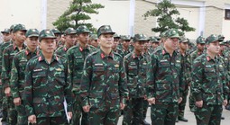 Đà Nẵng xuất quân thực hiện Chiến dịch Quang Trung, dựng lại nhà cho dân vùng lũ