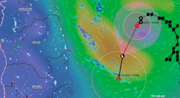 Áp thấp nhiệt đới vẫn "luẩn quẩn" trên Biển Đông, miền Trung bắt đầu đợt mưa lớn 