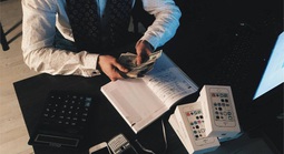 Bốn con giáp này đón những ngày vàng son, "lộc lá" nhân đôi