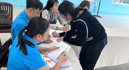 Hỗ trợ công nhân bị nợ lương, bảo hiểm