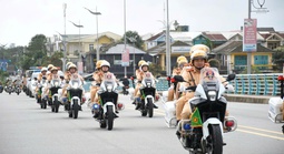 CSGT toàn quốc sẽ đồng loạt kiểm tra nồng độ cồn từ 10 giờ sáng Mùng 1 Tết Nguyên đán Bính Ngọ