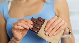 Phát hiện một thứ trong chocolate làm tốc độ lão hóa chậm lại