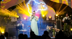 Du ca cùng Jimmi Nguyễn 