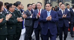 Kiến tạo thể chế phát triển