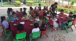 Dự án “Nuôi em - Nghệ An”: Thực hiện trực tiếp với trường, không qua Sở GD-ĐT