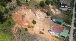 San gạt để khắc phục sạt lở tại khu đồi 35 ha ở Lâm Đồng