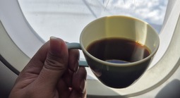 Giá cà phê hôm nay 14-12: Bán ra mạnh, giá giảm sâu