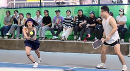 Akira Phan "chơi hết mình", Đồng Ánh Quỳnh mong "phối hợp ăn ý"