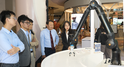 Tăng tốc chuyển đổi "Nhà máy thông minh" tại Việt Nam