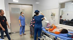 Bao nhiêu khách ăn bánh mì liên quan vụ ngộ độc ở Phan Thiết?